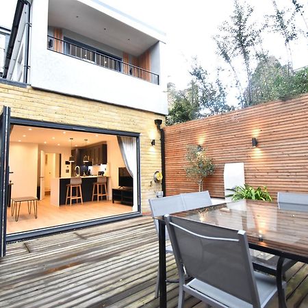 Stunning 2 Bed Apartment Londra Esterno foto