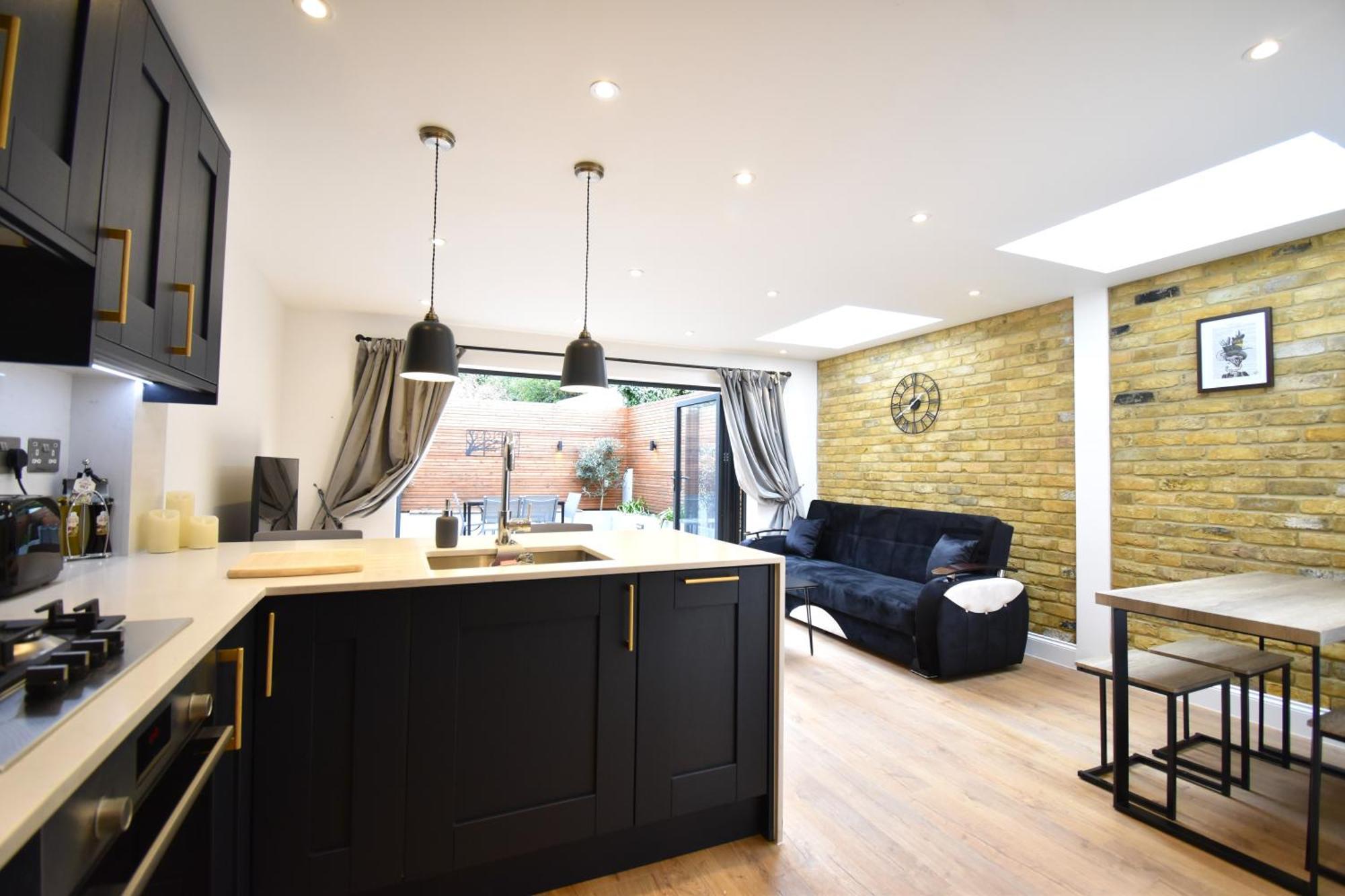 Stunning 2 Bed Apartment Londra Esterno foto