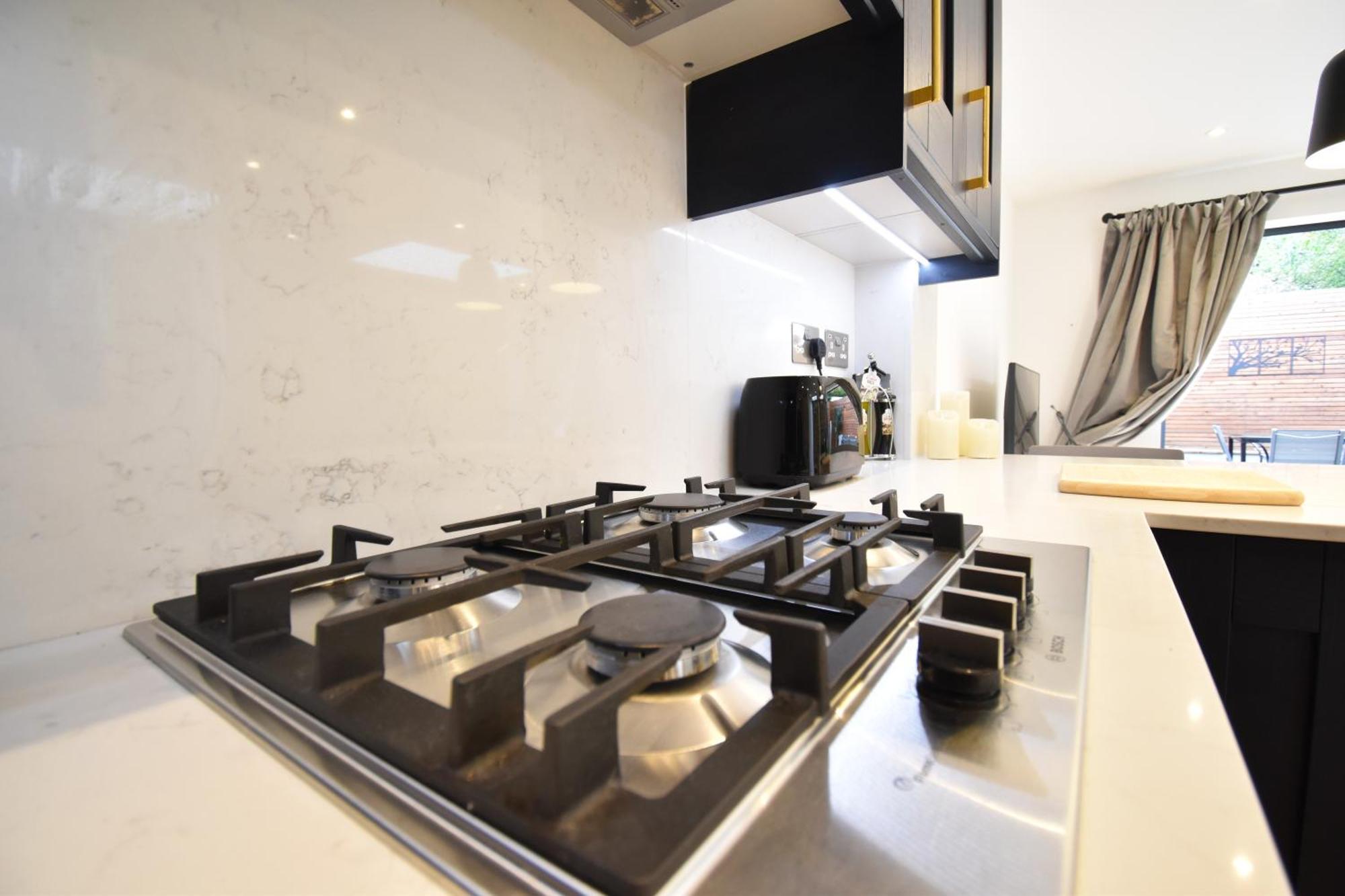 Stunning 2 Bed Apartment Londra Esterno foto